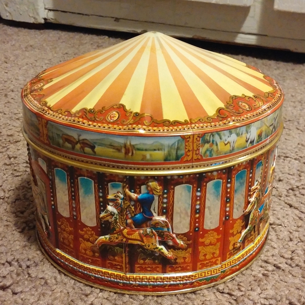 Carousel Tin Churchill's of London Graphics